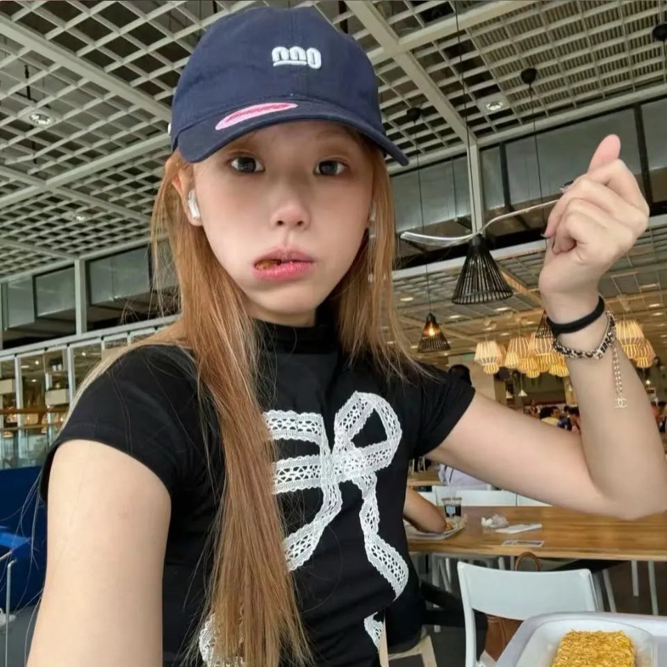 伊娃这样的女人封面